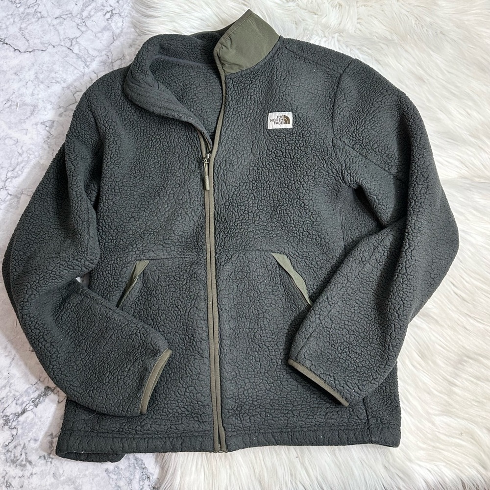 The North Face Charcoal Sherpa Jacket Medium